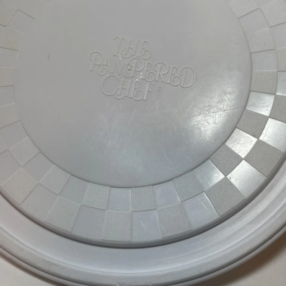 Genuine Pampered Chef Replacement Bowl Lid ONLY 9.5